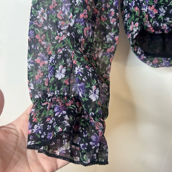 Zara, size small, Cropped Blouse Floral Long Sleeve Ruffle V Neck sheer - Picture 3 of 6